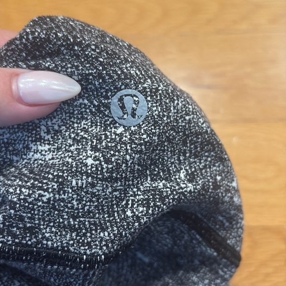 Lululemon Athletica Black and Gray Leggings - Picture 4 of 5